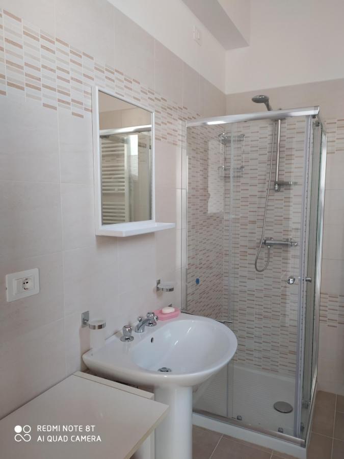 Al Cinema Apartment Scerni Exterior foto