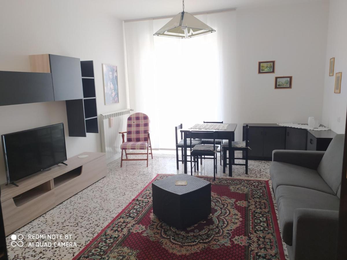 Al Cinema Apartment Scerni Exterior foto
